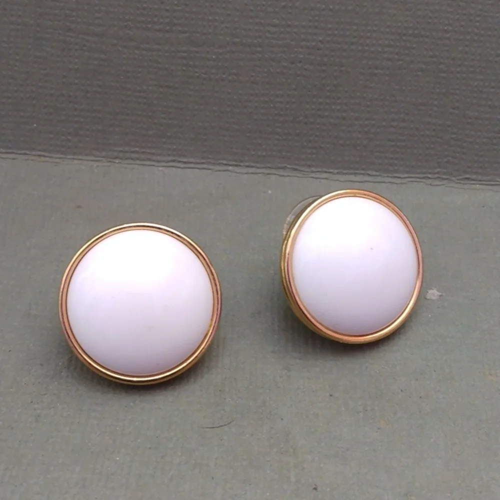 Fashion earrings
